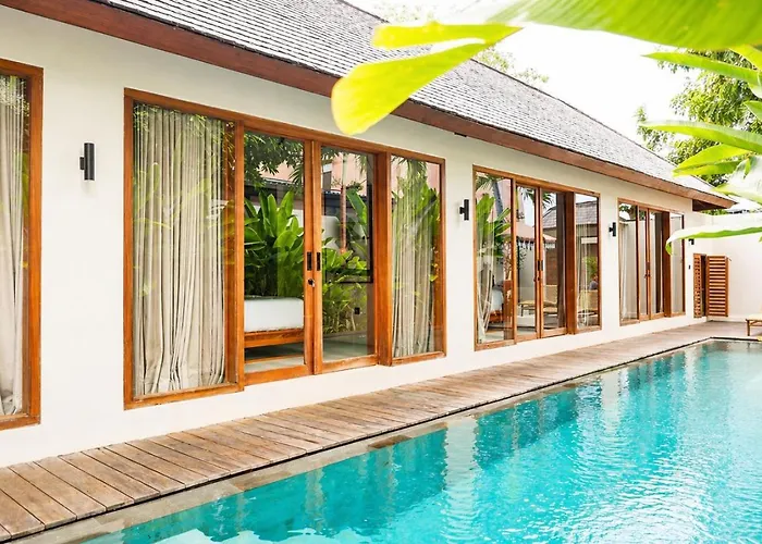 别墅 Toro - 4 Bedroom - New - 13m Pool, Bingin
