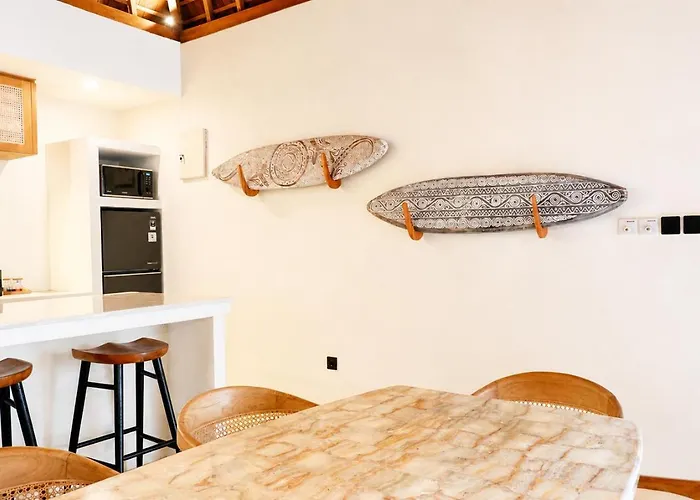 别墅 Toro - 4 Bedroom - New - 13m Pool, Bingin